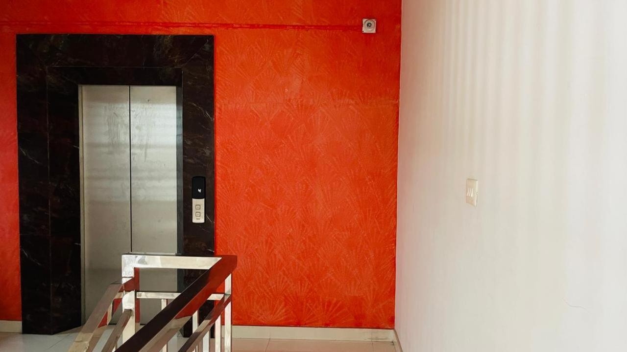 Rajamandiram 3Bhk Ac Apartment In Trivandrum Central Thiruvananthapuram Exterior foto